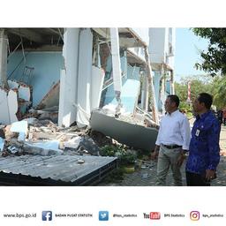 Kepala BPS Tengok Kantor BPS Korban Gempa